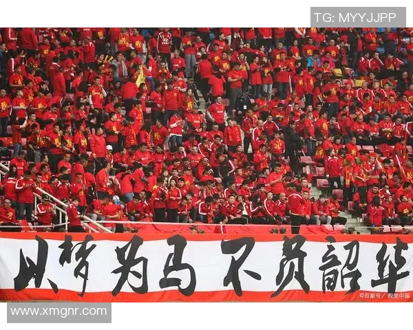 戴伟浚精彩助攻助力深圳新鹏城勇夺胜利展现球队团结力量