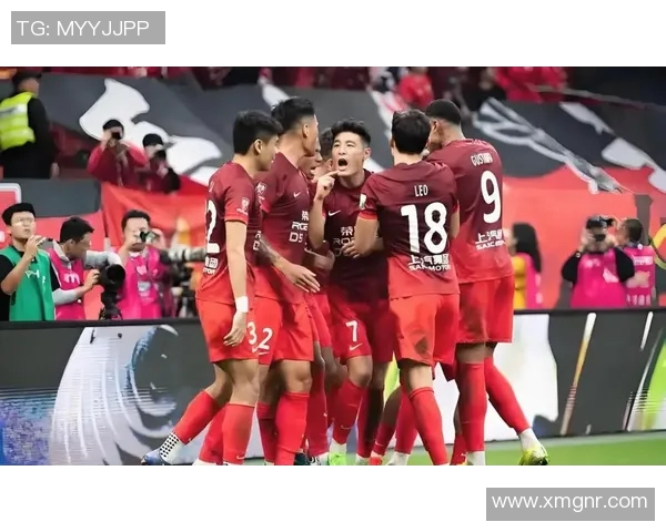 谢鹏飞领衔亚冠精英联赛展现实力助力球队争夺荣誉 谢鹏飞领衔亚冠精英联赛展现实力助力球队争夺荣誉