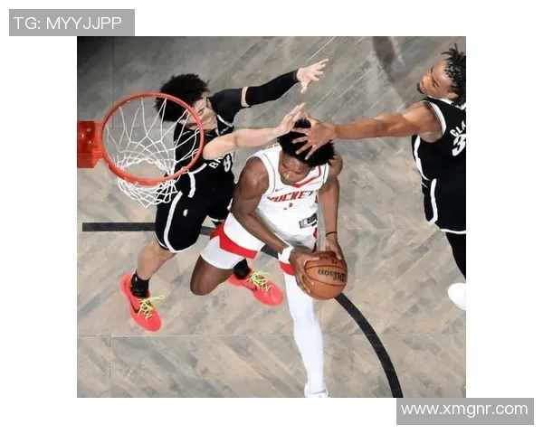 猛龙主场大胜篮网，塔约跪舱生动